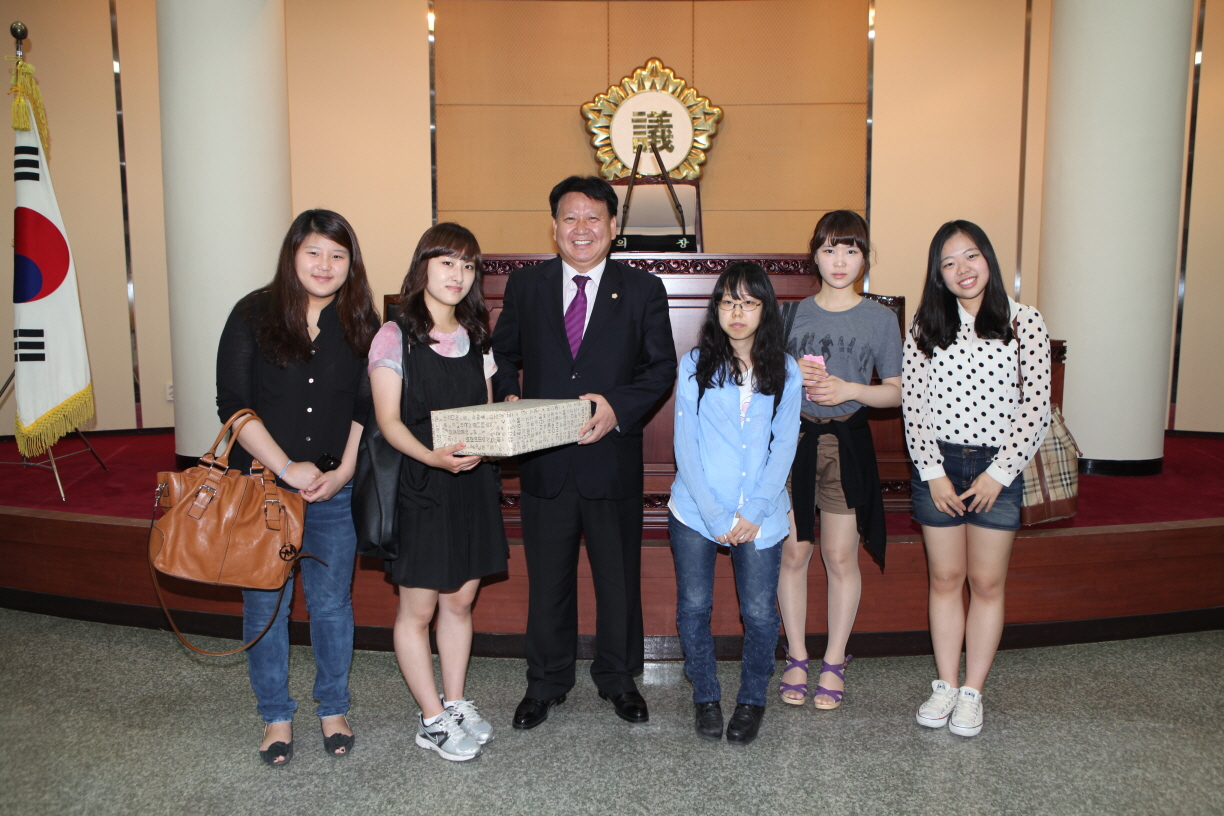 '[6대]서울여대 의회 방문(12.5.29)' 게시글의 사진(1) '2.JPG'