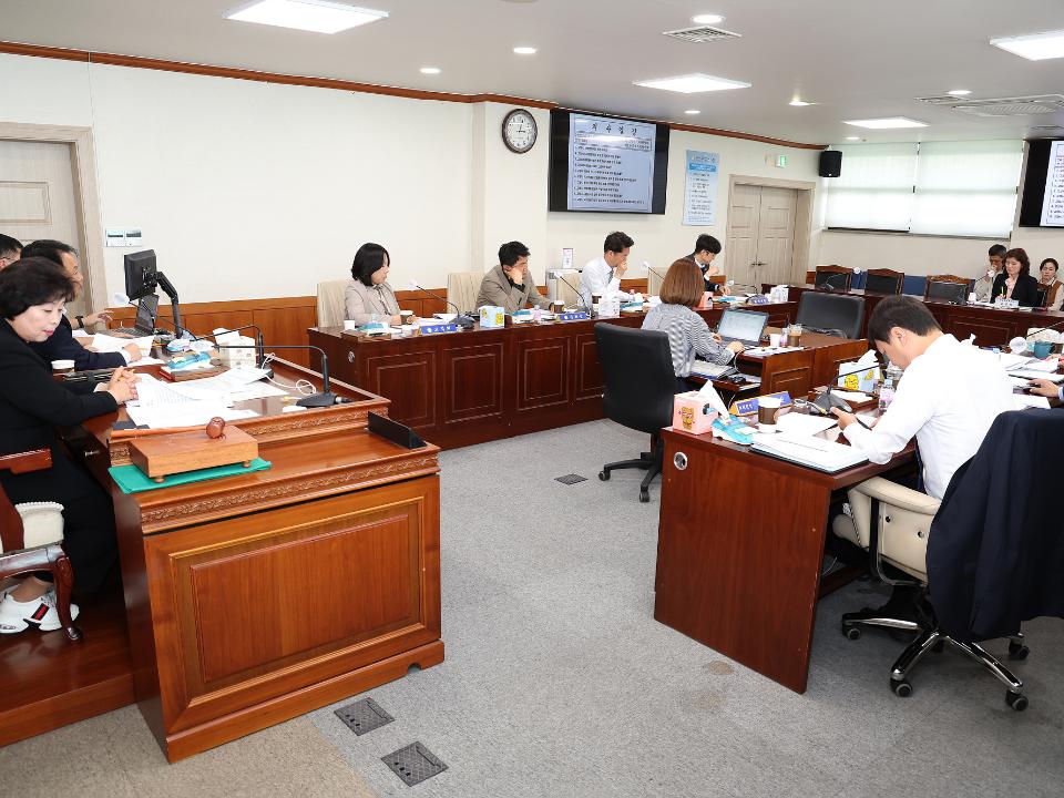 '20230502_[9대]제274회 고양특례시의회 임시회_문화복지위원회' 게시글의 사진(4) '4.jpg'