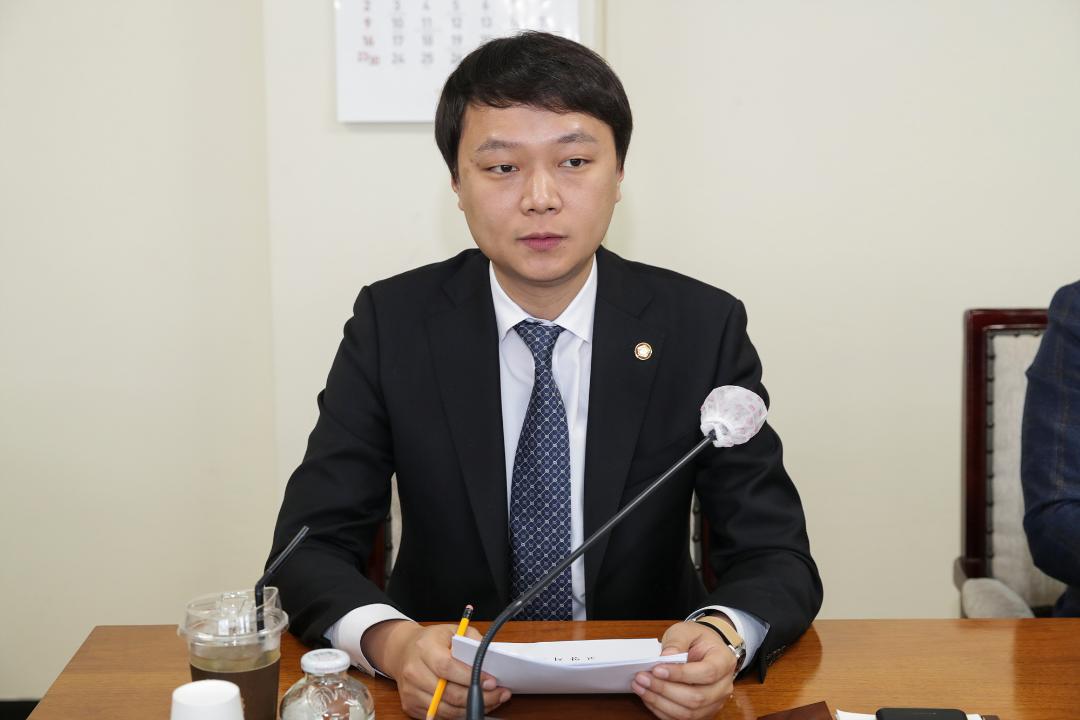 '20230315_[9대]제272회 고양특례시의회 임시회_의회운영위원회' 게시글의 사진(29) '20230315_[9대]제272회 고양특례시의회 임시회_의회운영위원회_042.jpg'