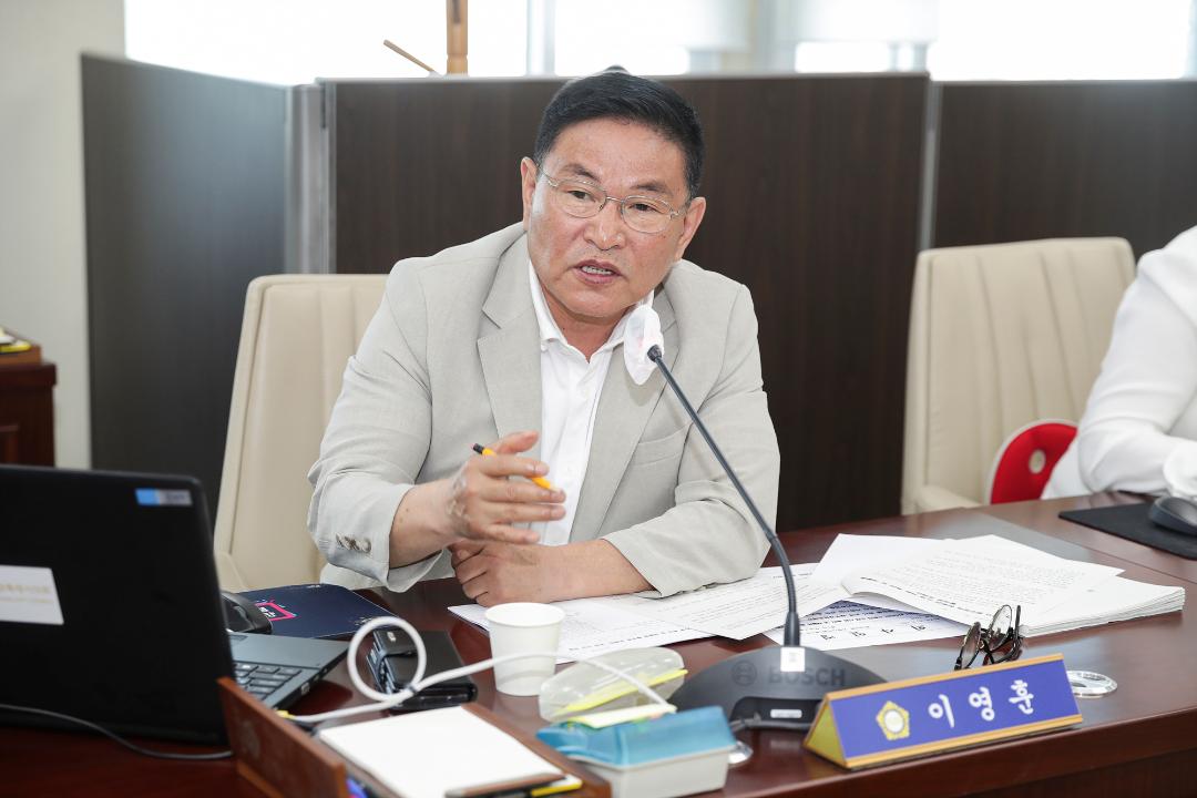 '20240605_[9대]제284회 고양특례시의회 제1차 정례회_건설교통위원회' 게시글의 사진(26) '이영훈 (2).jpg'