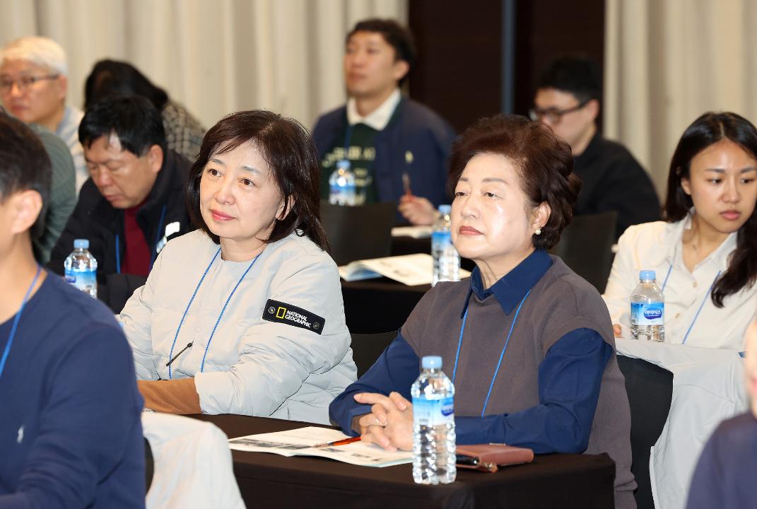'20241107_[9대]고양특례시의회 의원 전체연수' 게시글의 사진(19) '신인선 조현숙.jpg'