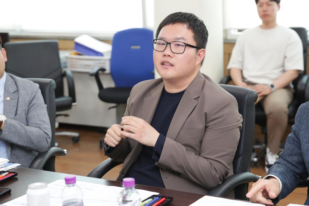 '20240530_[9대]2024년 찾아가는 지역교육협력 정담회' 게시글의 사진(19) '박현우 (1).jpg'