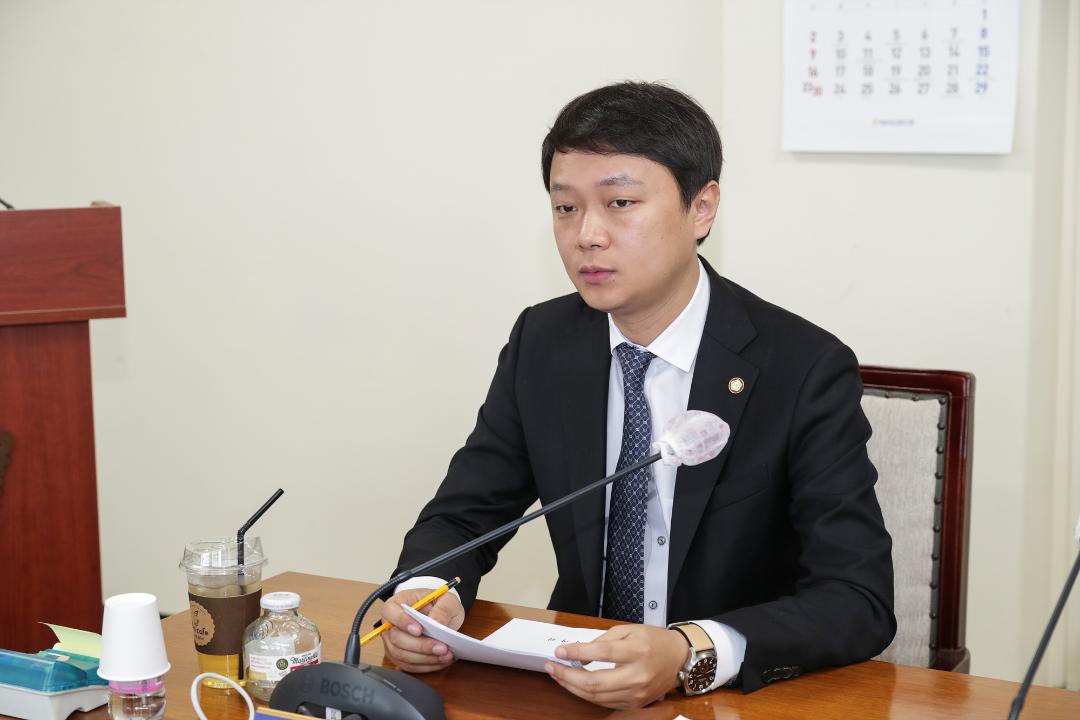'20230315_[9대]제272회 고양특례시의회 임시회_의회운영위원회' 게시글의 사진(28) '20230315_[9대]제272회 고양특례시의회 임시회_의회운영위원회_044.jpg'
