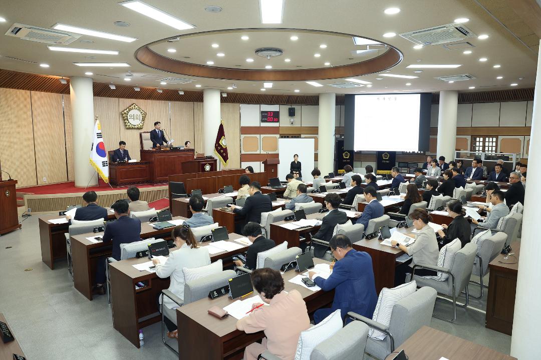'20240902_[9대]제288회 고양특례시의회 임시회 제1차 본회의' 게시글의 사진(2) '2.jpg'
