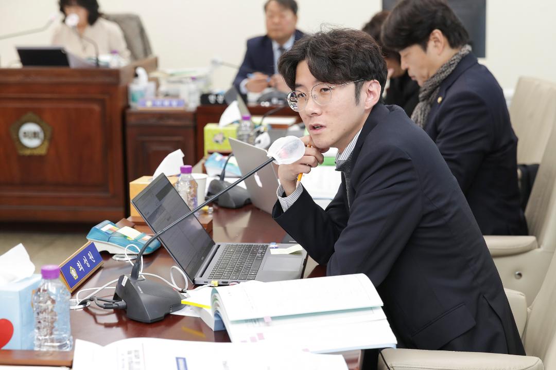 '20251201_[9대]제299회 고양특례시의회 제2차 정례회_환경경제위원회' 게시글의 사진(32) '최성원 (3).jpg'