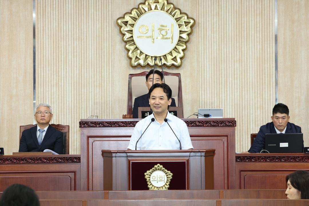 '20250901_[9대]제297회 고양특례시의회 임시회 제1차 본회의' 게시글의 사진(42) '송규근 (1).jpg'