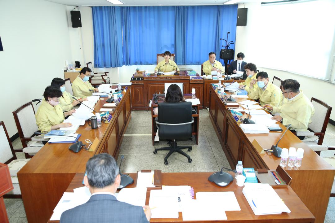 '20200601_[8대]제244회 고양시의회 제1차 정례회_의회운영위원회' 게시글의 사진(1) '20200601_[8대]제244회 고양시의회 제1차 정례회_의회운영위원회_016.JPG'