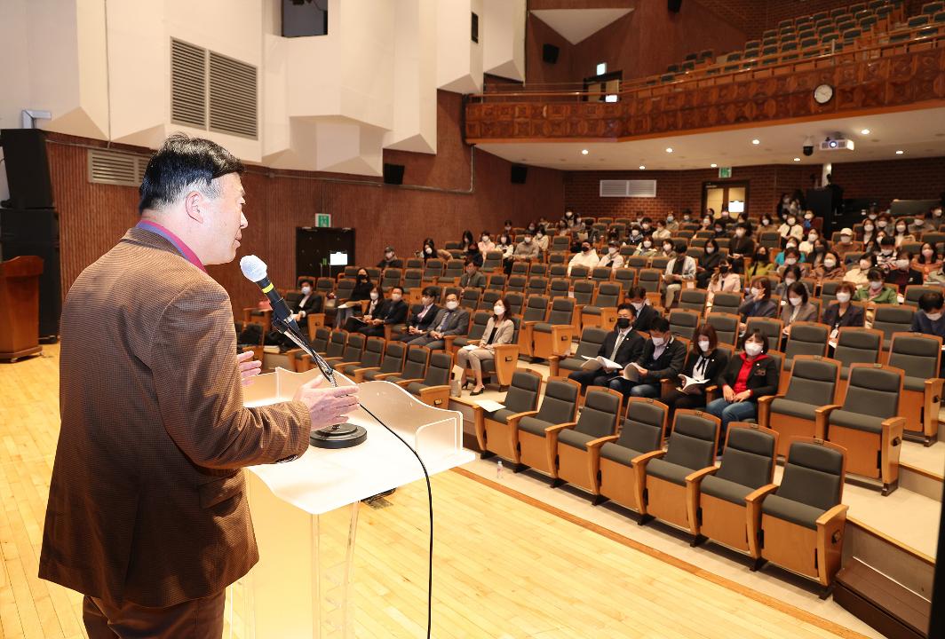 '20221019_[9대]고양시지역아동센터협의회 정책포럼' 게시글의 사진(7) '7 (김영식 고덕희 김희섭 이종덕 천승아).jpg'