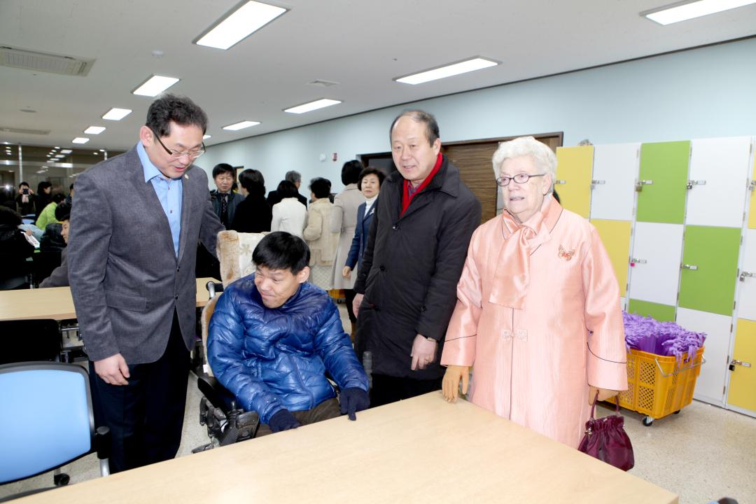 '[6대]홀트보호작업장 신축준공식(2013.01.29)' 게시글의 사진(2) '홀트보호작업장 신축준공식(2013.01.29) (5).JPG'