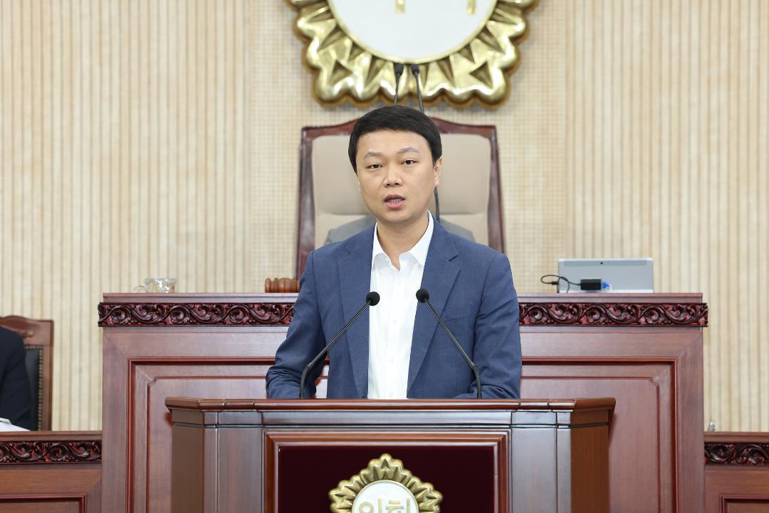 '20250428_[9대]제294회 고양특례시의회 임시회 제1차 본회의' 게시글의 사진(64) '최규진 (2).jpg'