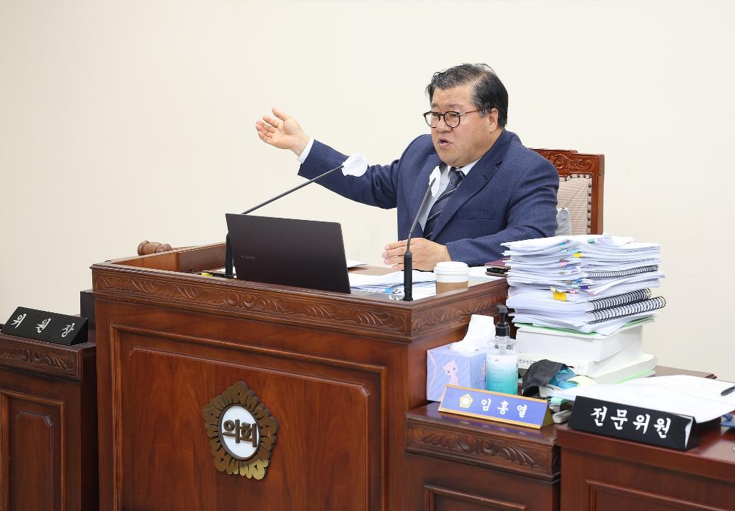 '20250210_[9대]백석동 업무빌딩으로의 고양시 청사 이전 사업 및 부서 이전에 대한 행정사무조사 특별위원회' 게시글의 사진(3) '3.jpg'