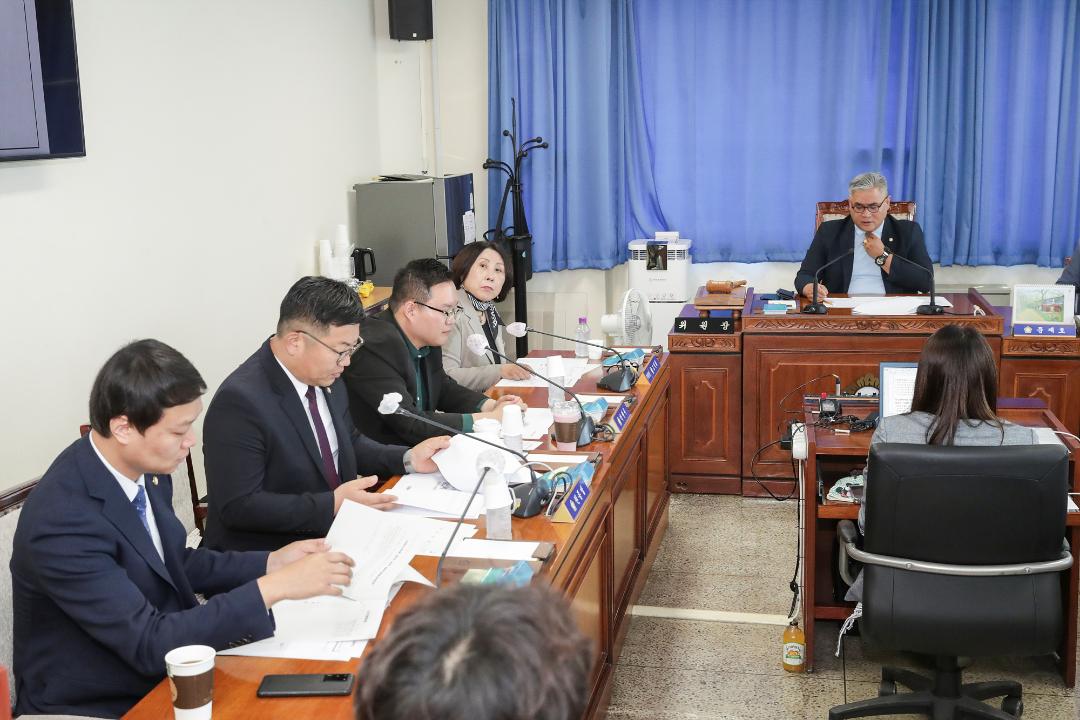 '20240603_[9대]제284회 고양특례시의회 제1차 정례회_의회운영위원회' 게시글의 사진(2) '2.jpg'