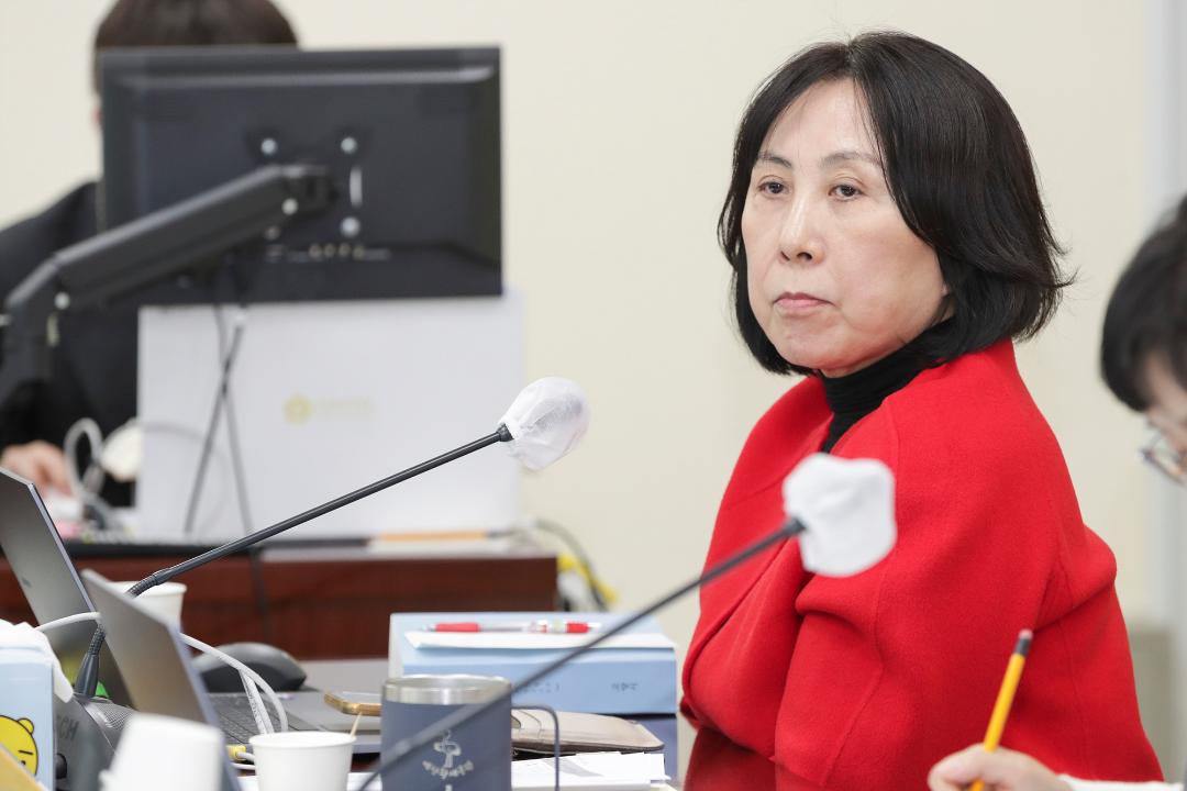 '20251114_[9대]제299회 고양특례시의회 제2차 정례회_건설교통위원회' 게시글의 사진(8) '고덕희 (2).jpg'