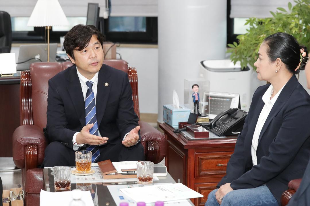 '20240906_[9대]필리핀 푸에르토프린세사 시정부 방문 접견' 게시글의 사진(3) '3.jpg'