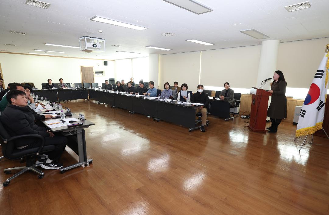 '20251110_[9대]고양시 도시브랜딩 자원으로서 직장운동경기부 운영 전략과 발전 방향' 게시글의 사진(3) '1.jpg'