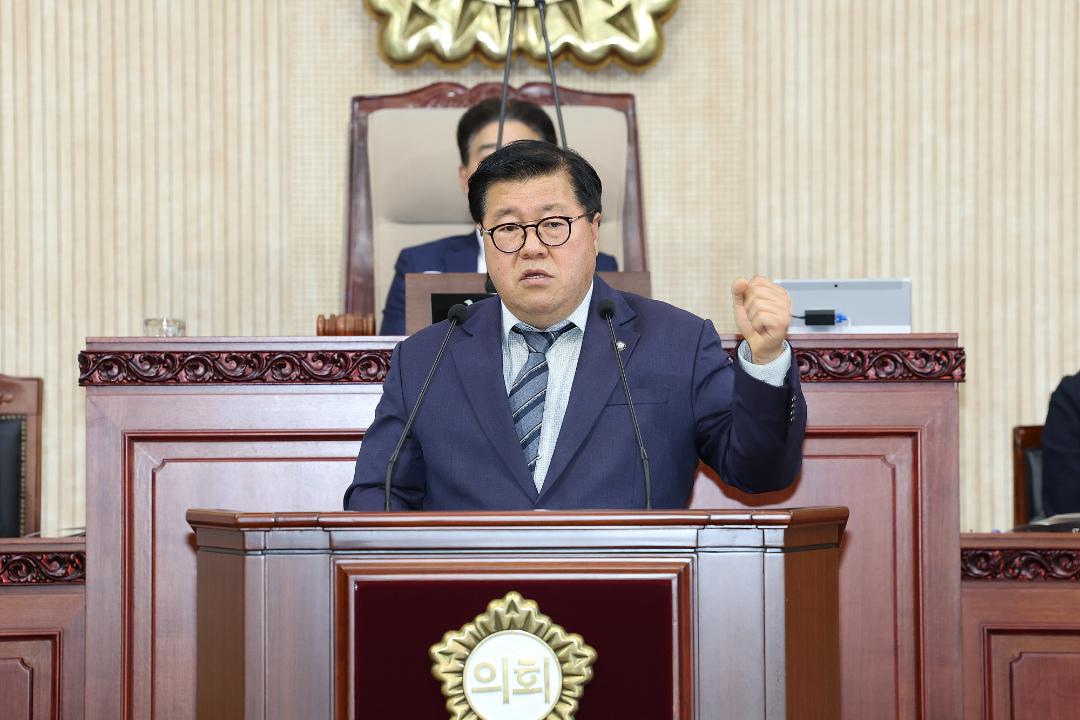 '20250317_[9대]제292회 고양특례시의회 임시회 제2차 본회의' 게시글의 사진(24) '임홍열 (1).jpg'