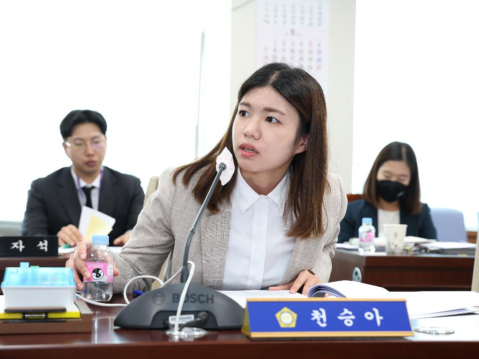 '20230502_[9대]제274회 고양특례시의회 임시회_문화복지위원회' 게시글의 사진(20) '천승아 (1).jpg'