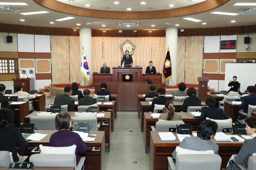 '20251212_[9대]제299회 고양특례시의회 제2차 정례회 제4차 본회의' 게시글의 사진(3) '3.jpg'