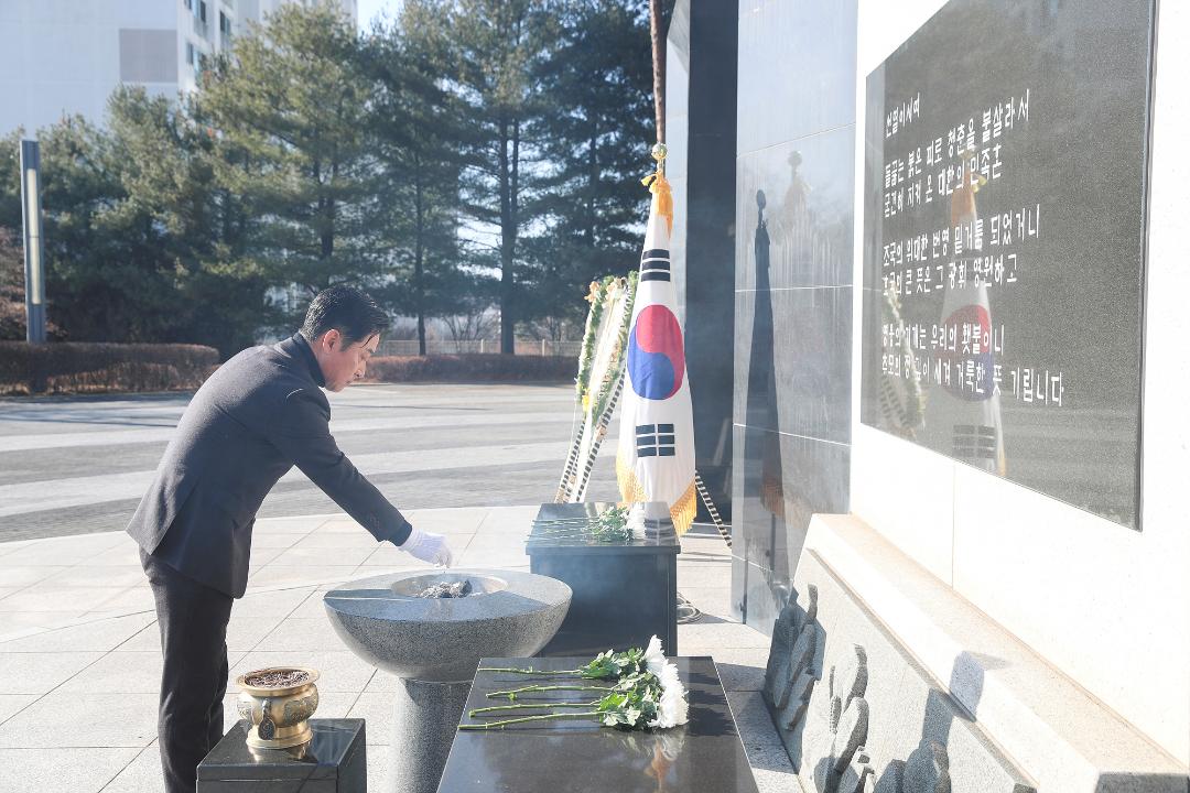 '20250102_[9대]신년 현충탑 참배' 게시글의 사진(38) '이철조 (2).jpg'