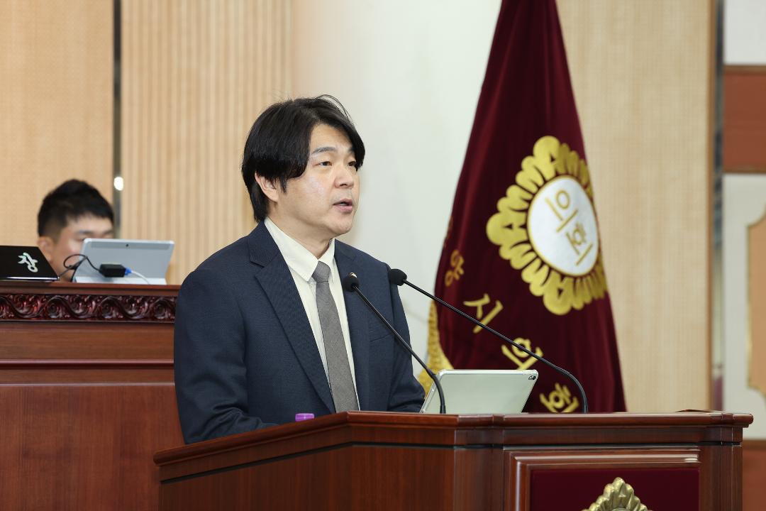'20251021_[9대]제298회 고양특례시의회 임시회 제1차 본회의' 게시글의 사진(47) '신현철 (2).jpg'