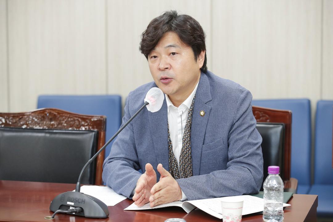 '20241007_[9대]제289회 고양특례시의회 임시회_환경경제위원회' 게시글의 사진(24) '신현철 (3).jpg'