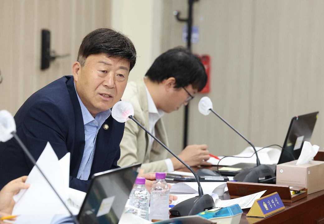 '20241007_[9대]제289회 고양특례시의회 임시회_기획행정위원회' 게시글의 사진(15) '김영식 (3).jpg'