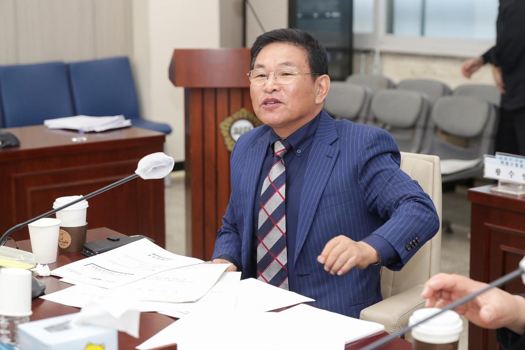 '20241007_[9대]제289회 고양특례시의회 임시회_건설교통위원회' 게시글의 사진(23) '이영훈 (2).jpg'