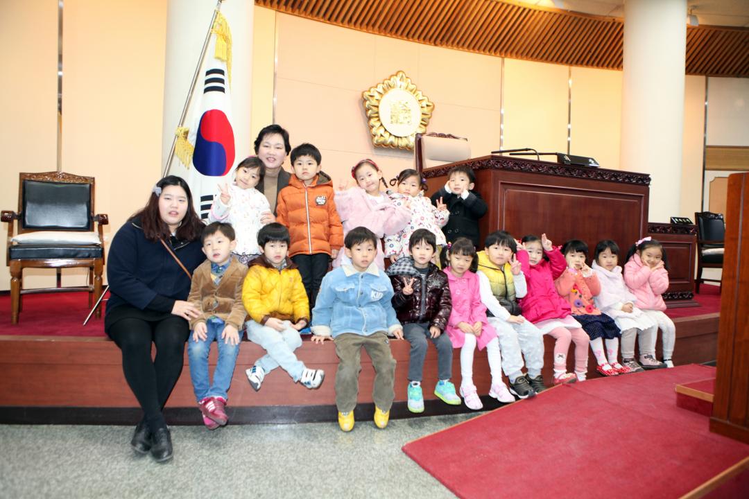 '[6대] 어린이 의회방문 (2013.03.22)' 게시글의 사진(4) '047.JPG'