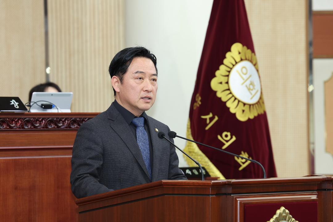 '20250214_[9대]제291회 고양특례시의회 임시회 제1차 본회의' 게시글의 사진(44) '이철조 (2).jpg'