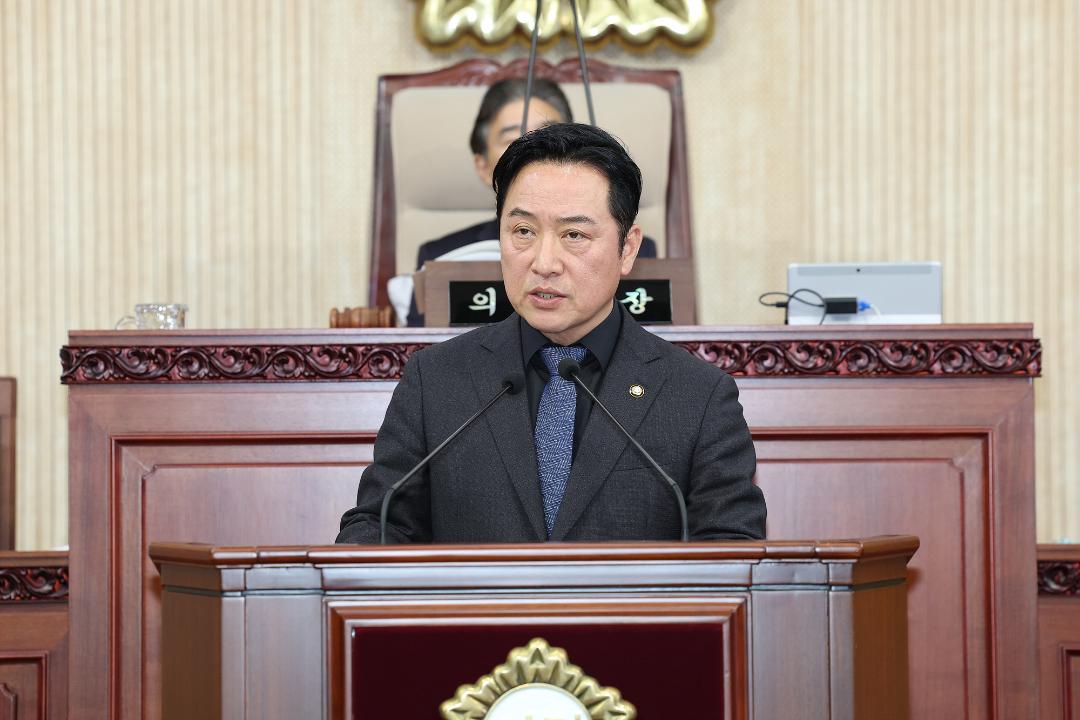 '20250214_[9대]제291회 고양특례시의회 임시회 제1차 본회의' 게시글의 사진(45) '이철조 (3).jpg'