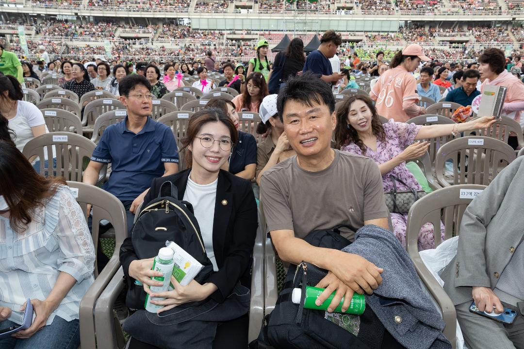 '20240704_[9대]대한민국 힐링콘서트 고양 2024' 게시글의 사진(10) '20240704_[9대]대한민국 힐링콘서트 고양 2024_013.jpg'
