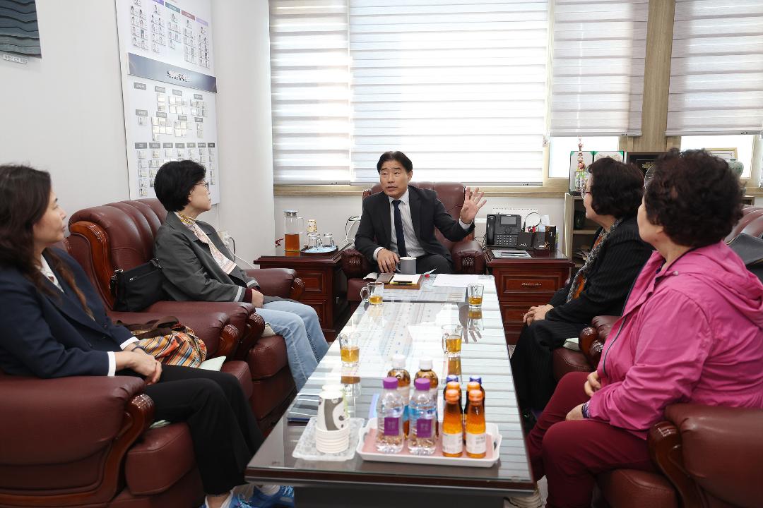 '20251015_[9대]일산3동 주민자치회 표창패 수여식' 게시글의 사진(2) '2.jpg'