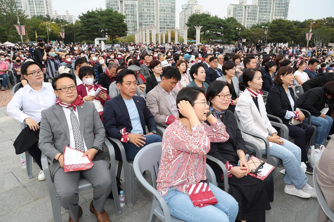 '20221001_[9대]2022년 고양특례시민의 날' 게시글의 사진(57) '박현우 김미경 안중돈 이철조 김희섭 장예선 천승아 임홍열 김수진 엄성은 김미수.jpg'