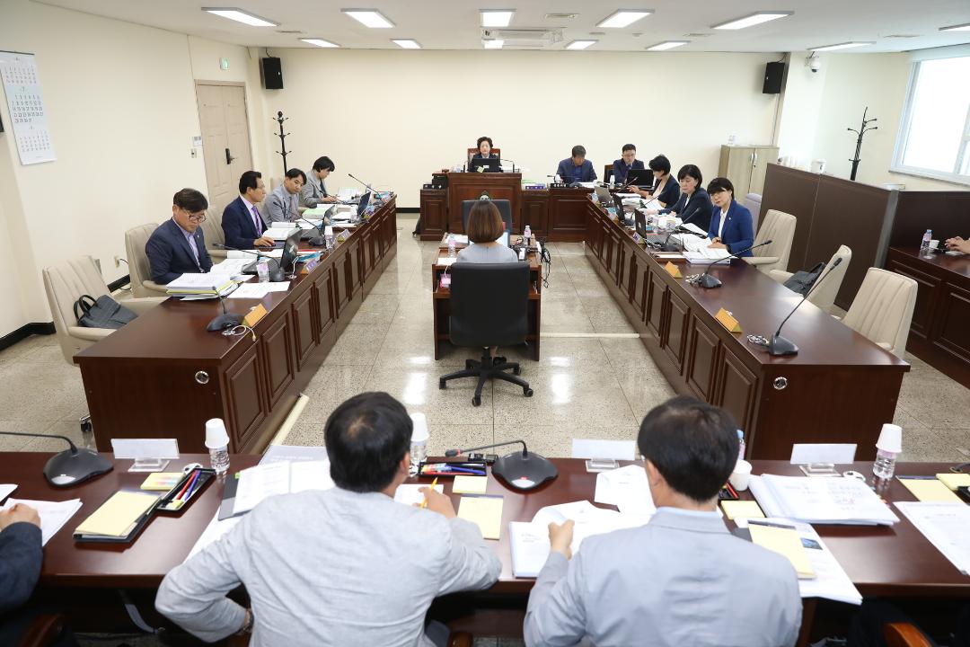 20190701_[8대]제232회 고양시의회 제1차 정례회_환경경제위원회_행정사무감사