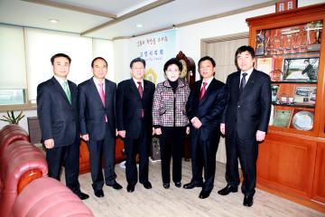 [6대]김영철,이상국 의회방문(11.12.30)