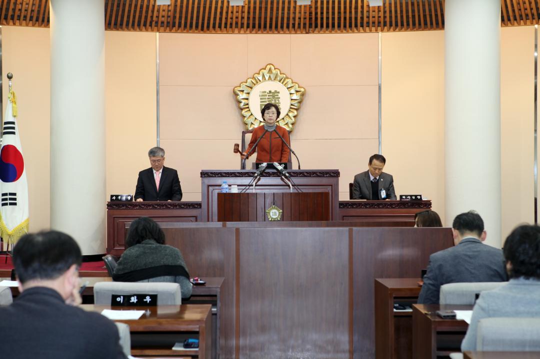 [6대] 제182회 임시회 제1차 본회의 (2013.12.19)