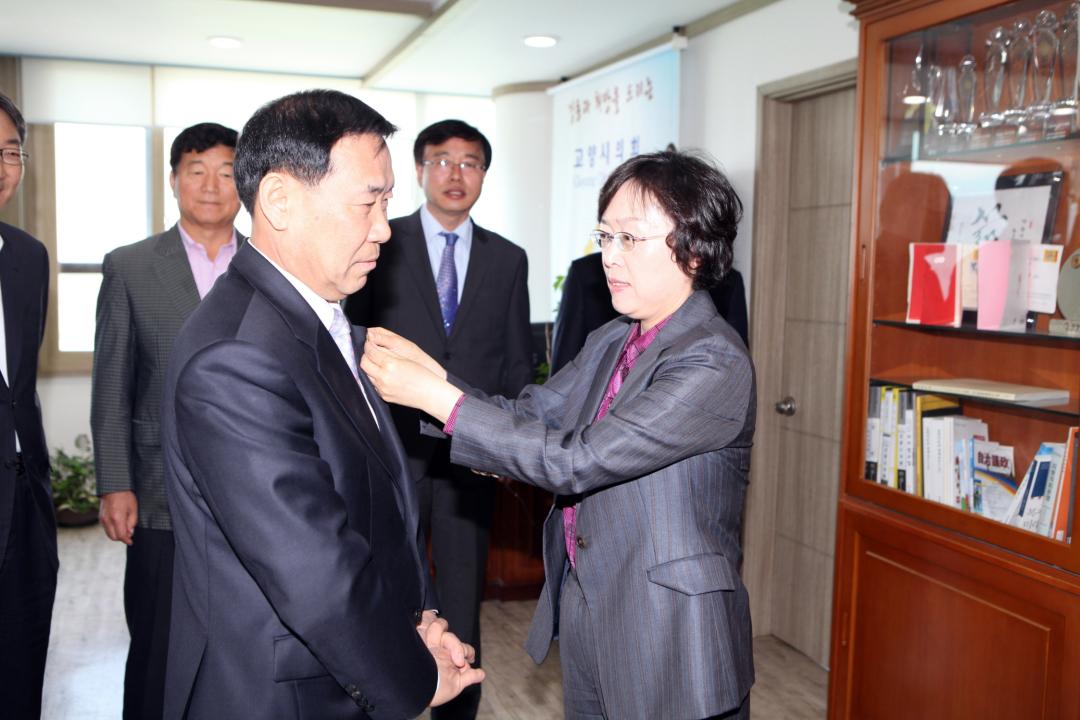 [6대] 이규열 당선자 상견례 및 배지달기 (2013.05.01)