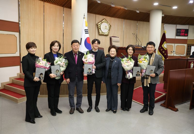 '고양특례시의회, 2023년 종무식 개최' 게시글의 사진(2) 'ㅁ보도사진_수상자 사진(의원)'