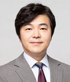 신현철
